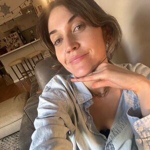 Meet your Posher, Olivia